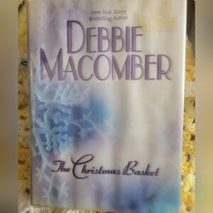 Book The Christmas Basket  by Debbie Macomber